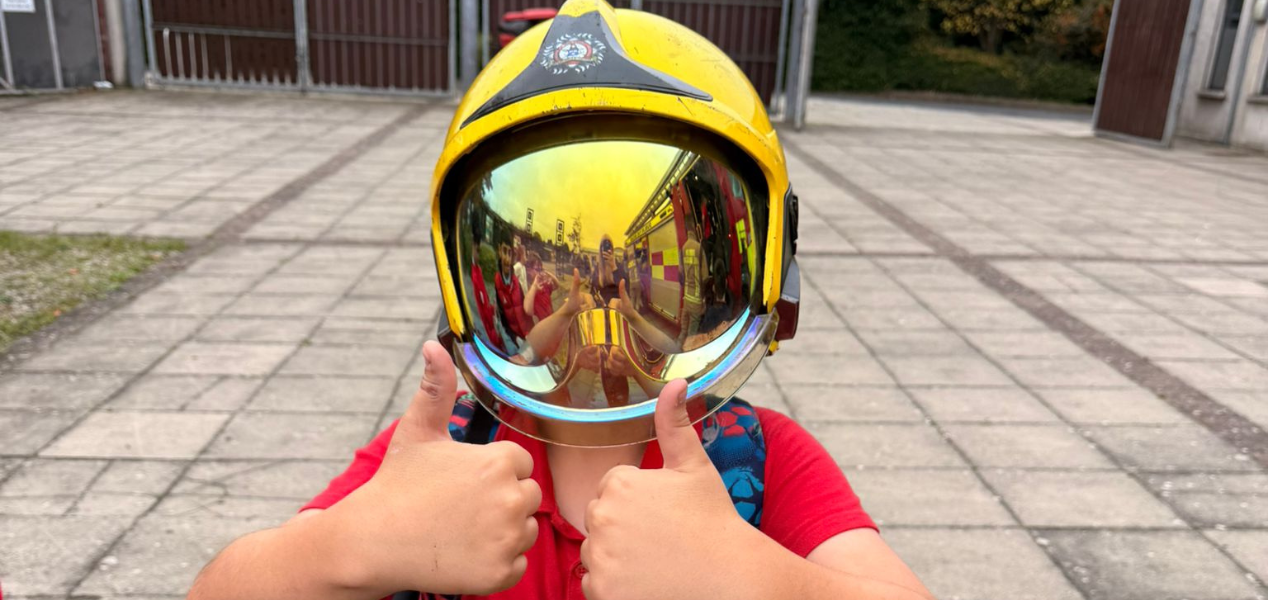 Dublin Fire Brigade Visits Cherry orchard Equine Centre